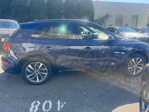 Used 2024 Audi Q5 2.0T Premium w/ Summer of Audi Package image 8