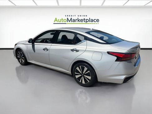 Used 2019 Nissan Altima 2.5 SV FWD image 5