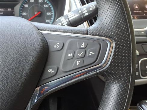 Used 2020 Chevrolet Equinox LS w/ LPO, Chrome Package AWD/4WD image 19