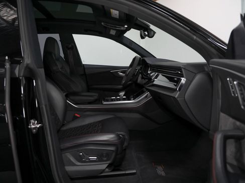 Used 2022 Audi RS Q8 AWD/4WD image 2