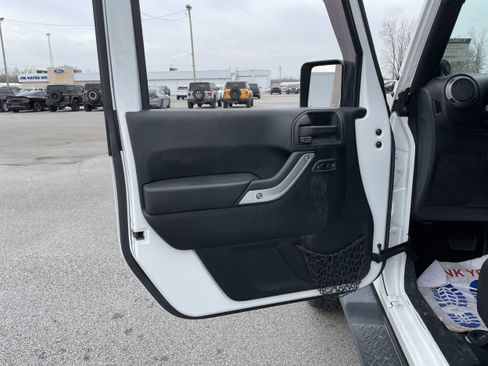 Used 2014 Jeep Wrangler Unlimited Sport w/ Quick Order Package 24S image 10