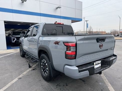 Used 2023 Nissan Frontier PRO-4X w/ Pro Convenience Package image 11