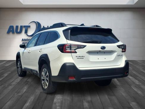 Used 2023 Subaru Outback Premium AWD/4WD image 7
