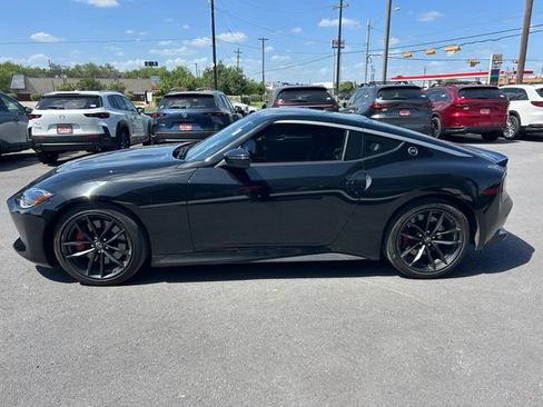 Used 2024 Nissan Z Performance w/ Floor Mat Package RWD image 4
