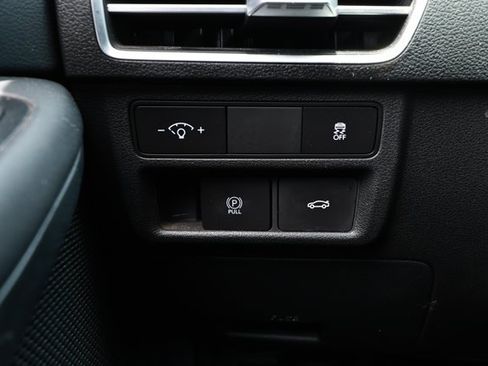 Used 2025 Hyundai Sonata SEL FWD image 14