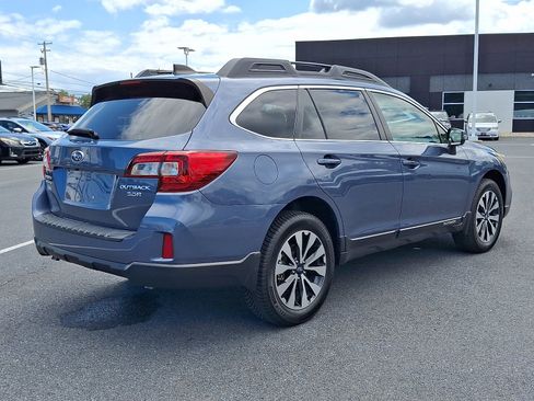 Used 2016 Subaru Outback 3.6R Limited AWD/4WD image 5