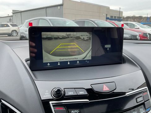 Certified 2025 Acura RDX w/ Technology Package image 18