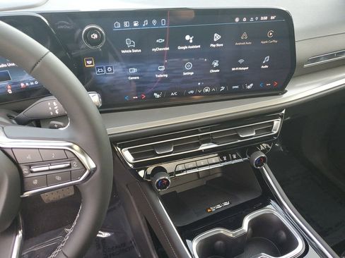 New 2026 Chevrolet Traverse LT w/ Sun and Wheel Package image 25