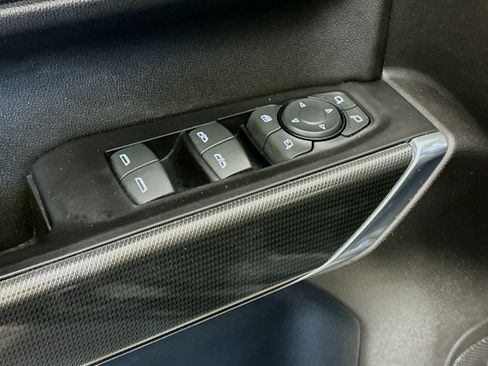 Used 2019 GMC Sierra 1500 AT4 w/ AT4 Premium Package AWD/4WD image 15