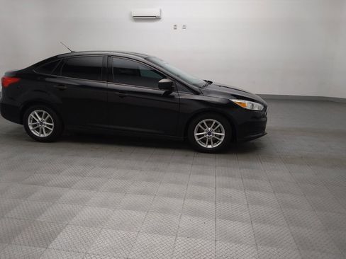 Used 2018 Ford Focus S FWD image 11