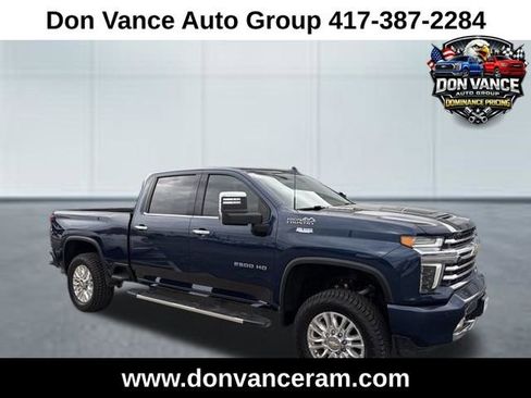 Used 2022 Chevrolet Silverado 2500 High Country w/ Z71 Off-Road Package image 1