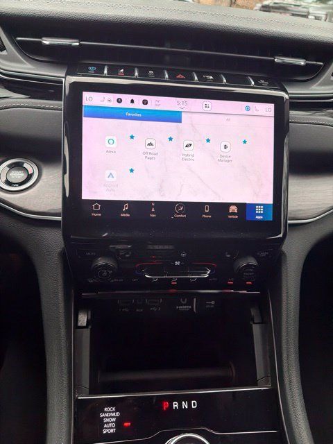 Used 2024 Jeep Grand Cherokee Limited 4xe AWD/4WD image 19