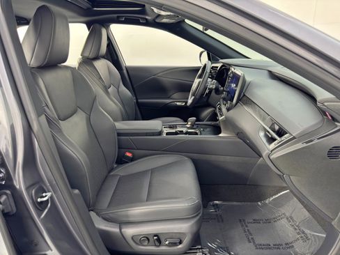 Used 2023 Lexus RX 350 Premium Plus w/ Cold Area Package image 16