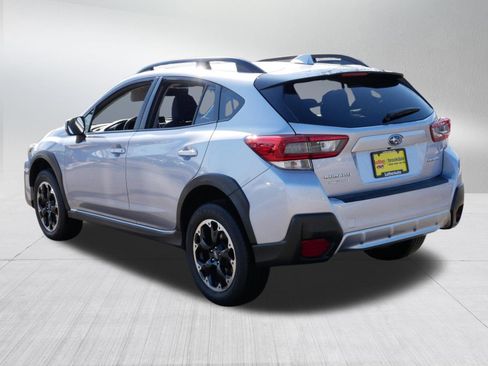 Used 2023 Subaru Crosstrek 2.0i Premium image 5