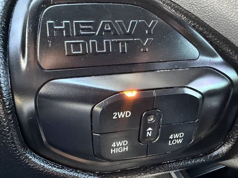 Used 2025 RAM 2500 Laramie w/ Night Edition AWD/4WD image 26