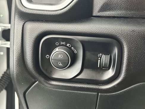 Used 2024 RAM 2500 Big Horn w/ Off Road Package image 22