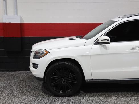 Used 2016 Mercedes-Benz GL 450 4MATIC w/ Premium I Package image 23