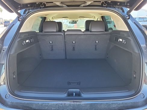 Used 2023 Buick Envision Essence image 12