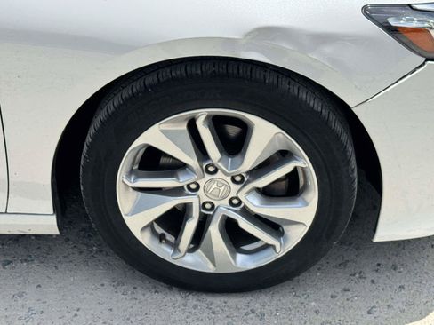 Used 2019 Honda Accord LX image 6