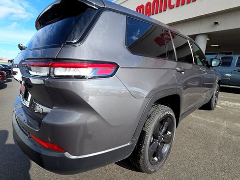 New 2025 Jeep Grand Cherokee L Altitude image 5