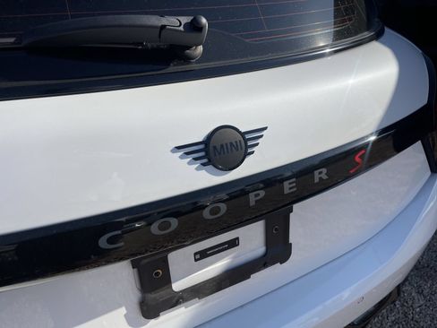 Used 2025 MINI Cooper S FWD image 6