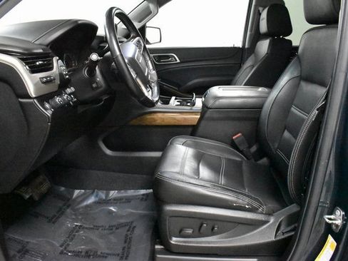 Used 2019 GMC Yukon XL Denali w/ Denali Ultimate Package image 12