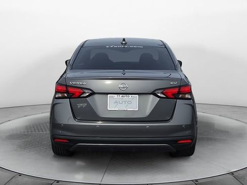 Used 2020 Nissan Versa SV w/ Trunk Package image 4