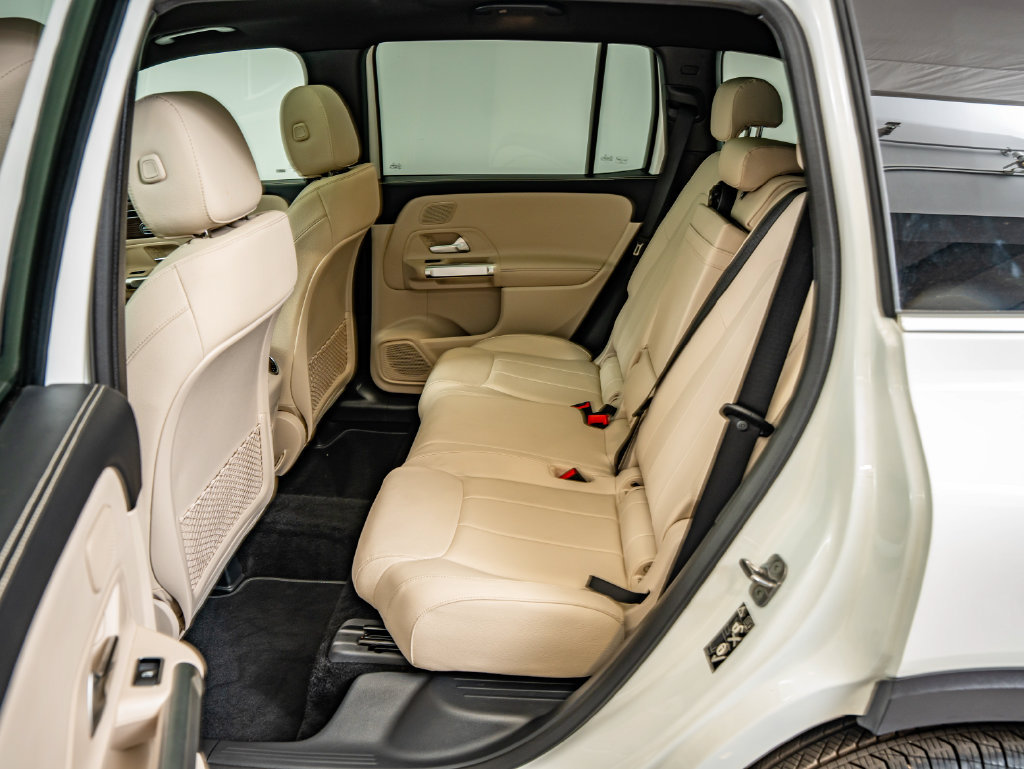 Certified 2026 Mercedes-Benz GLB 250 4MATIC image 35