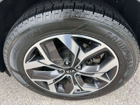 Used 2020 Kia Sportage EX image 34
