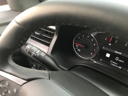 Certified 2023 GMC Acadia AT4 w/ Preferred Package image 18