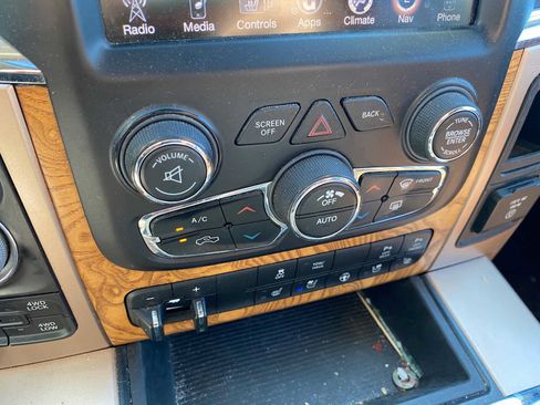Used 2014 RAM 1500 Laramie Longhorn w/ Convenience Group AWD/4WD image 20