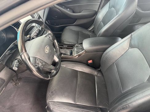 Used 2015 Kia Cadenza Premium FWD image 9