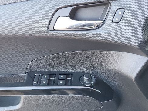 Used 2017 Chevrolet Sonic LT w/ Fun and Sun Package image 20