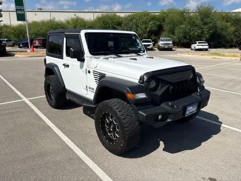 Used 2020 Jeep Wrangler Sport AWD/4WD image 7