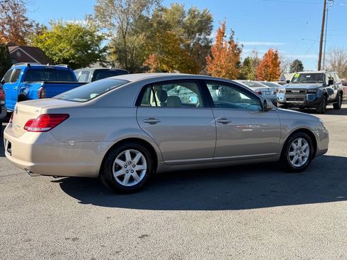 Used 2007 Toyota Avalon Limited image 14