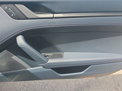 Used 2025 Porsche 911 Carrera 4 GTS image 18