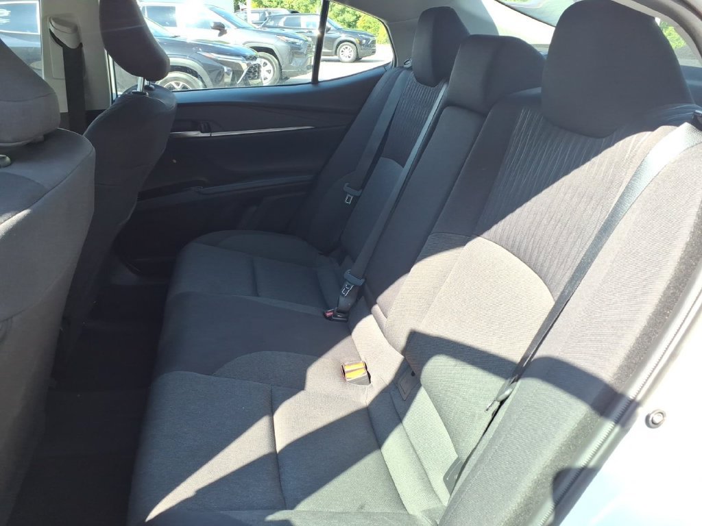 Used 2025 Toyota Camry LE FWD image 17