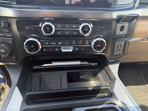 New 2025 Ford F250 Lariat w/ Lariat Ultimate Package AWD/4WD image 54