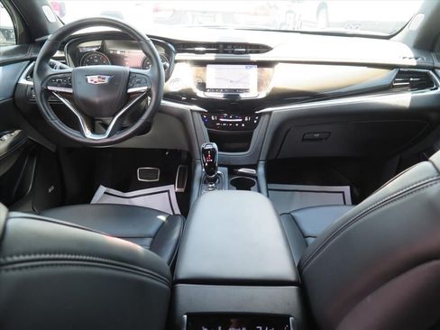 Certified 2025 Cadillac XT6 Sport w/ Platinum Package AWD/4WD image 22
