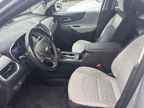 Used 2022 Chevrolet Equinox LS w/ LS Convenience Package image 14