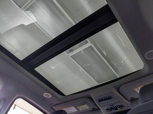 Used 2023 Ford F250 Lariat w/ Lariat Ultimate Package image 23