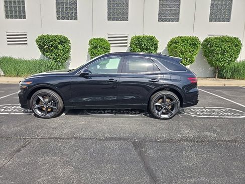 Used 2026 Genesis GV70 3.5T Sport Prestige image 7