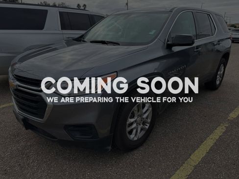 Used 2020 Chevrolet Traverse LS image 1