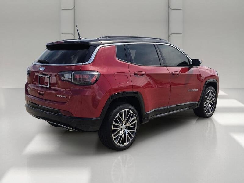 Certified 2023 Jeep Compass Limited w/ Elite Group AWD/4WD image 5