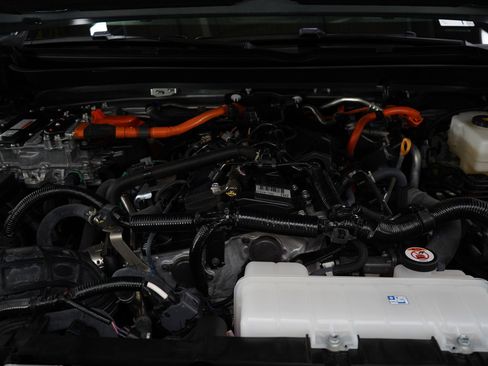 Used 2024 Toyota Tacoma 4x4 Double Cab Hybrid image 30