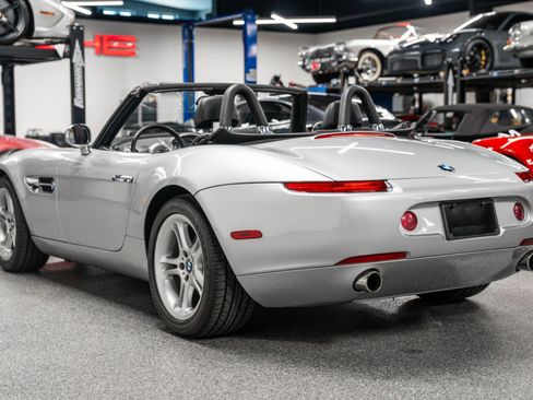 Used 2001 BMW Z8 image 7