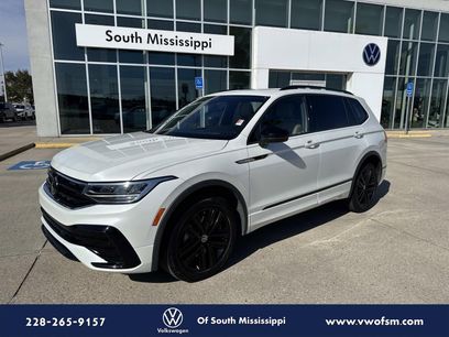 Used 2022 Volkswagen Tiguan SE R-Line