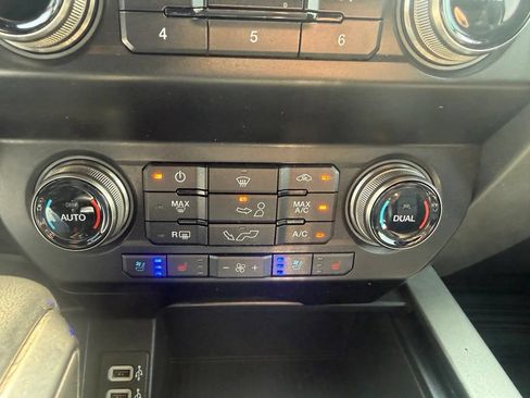 Certified 2019 Ford F150 Raptor w/ Equipment Group 802A Luxury AWD/4WD image 36