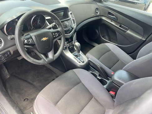 Used 2015 Chevrolet Cruze LT FWD image 8