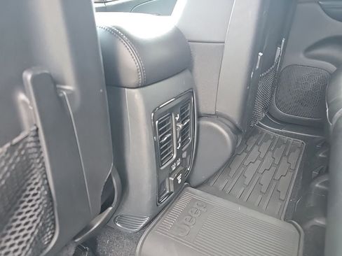 Used 2020 Jeep Grand Cherokee Limited X AWD/4WD image 17